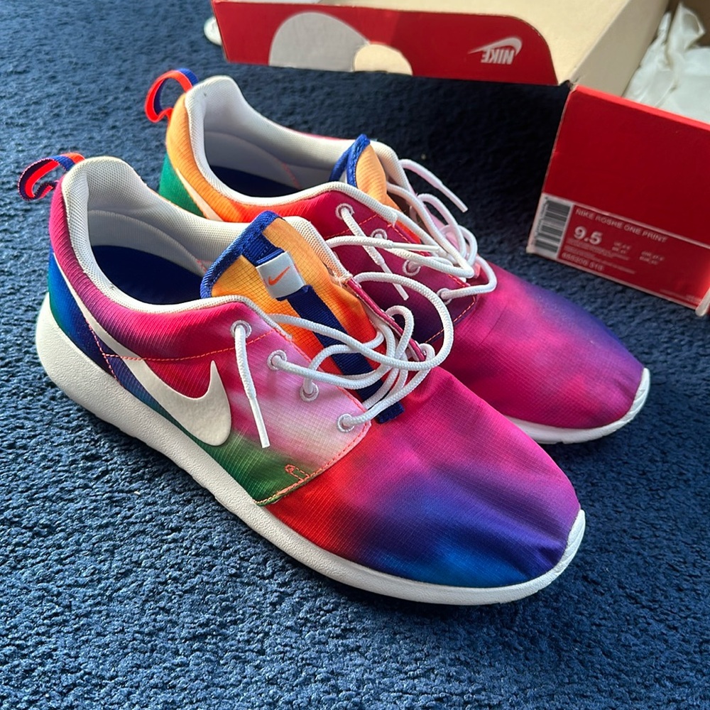 Nike roche one print
